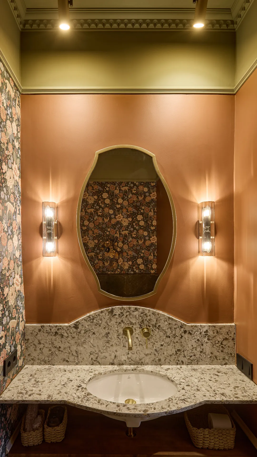 Ресторан «Бона»: современное освещение в историческом центре Беларуси