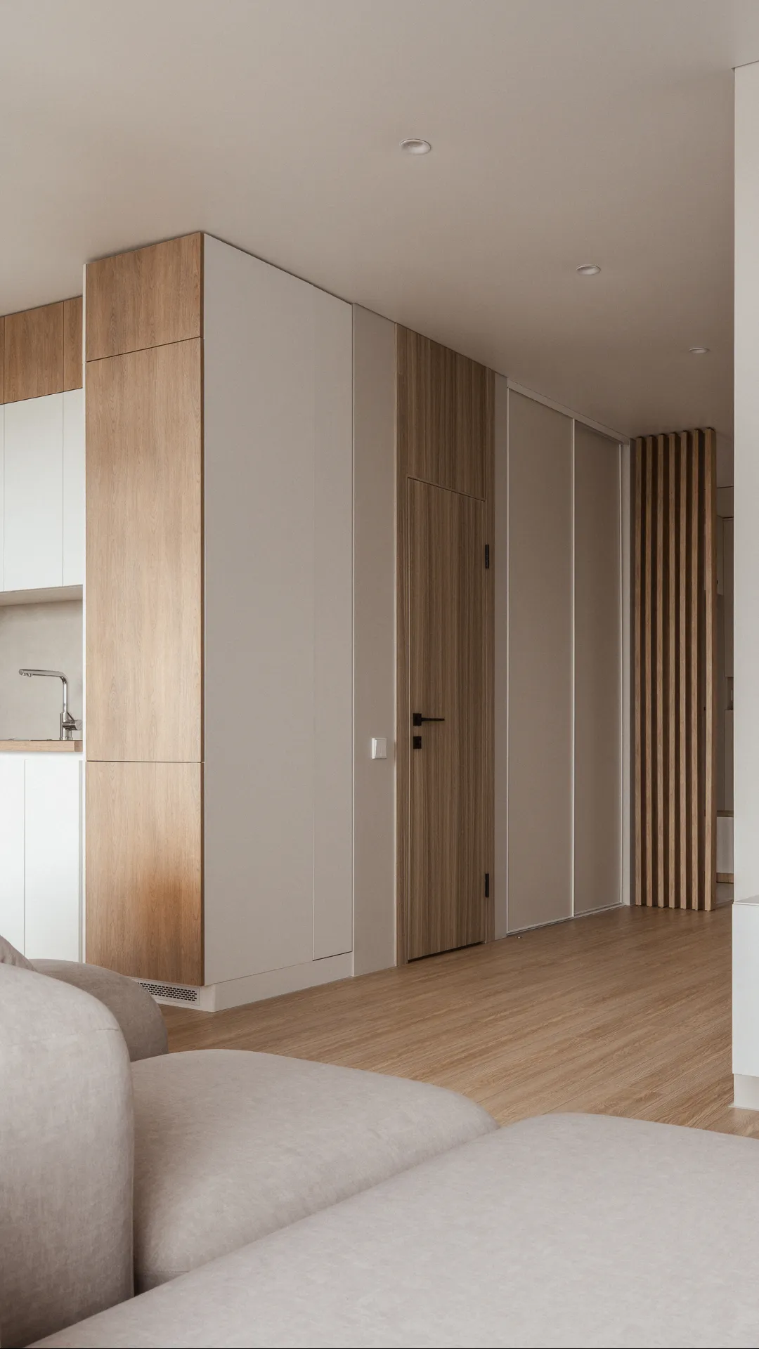 Джапанди-интерьер с Maytoni