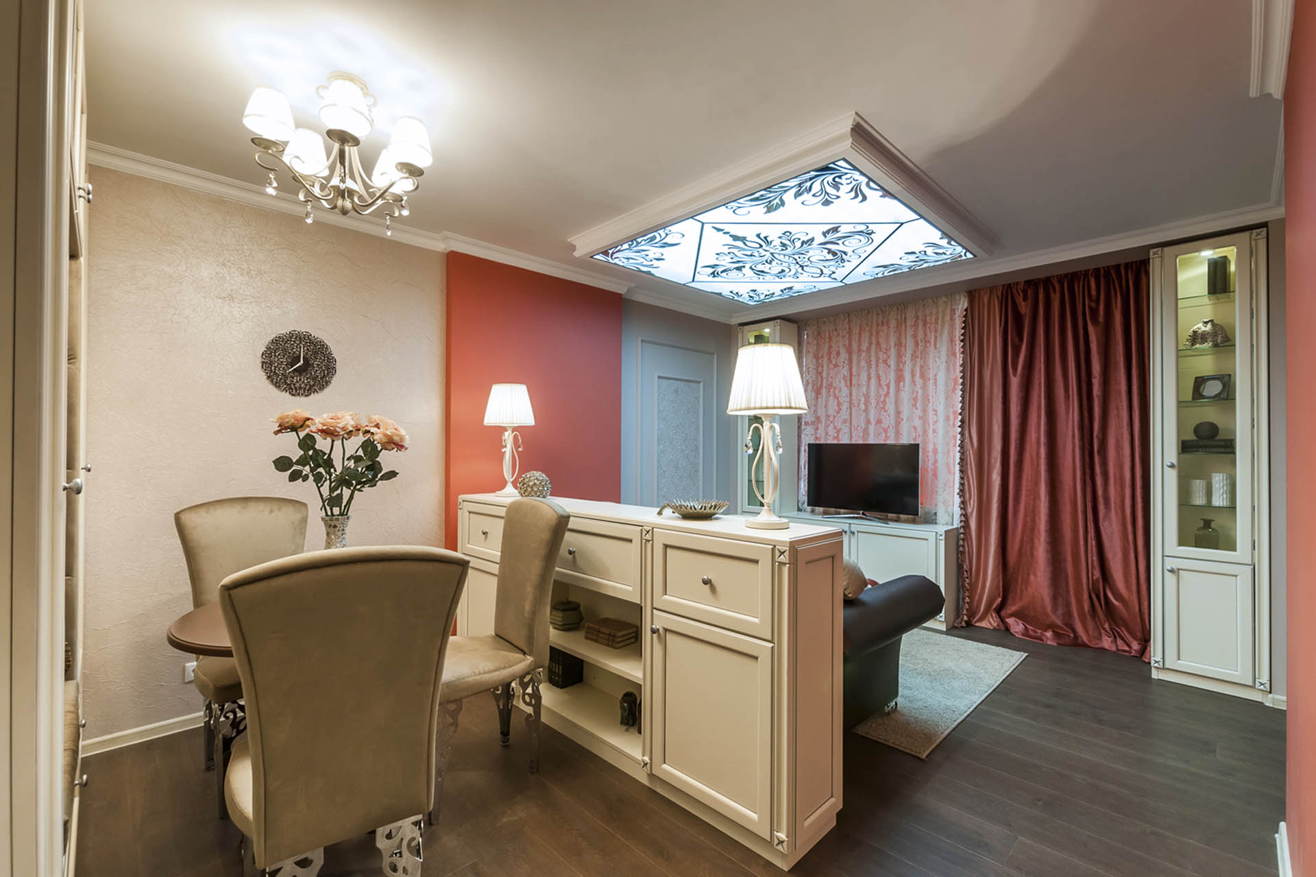 Коралловая сага и мятая бумага