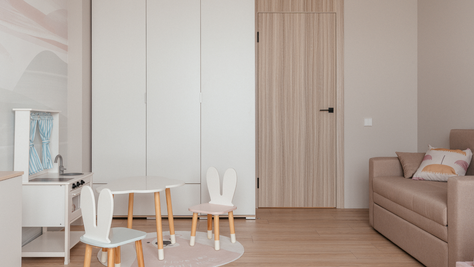 Джапанди-интерьер с Maytoni