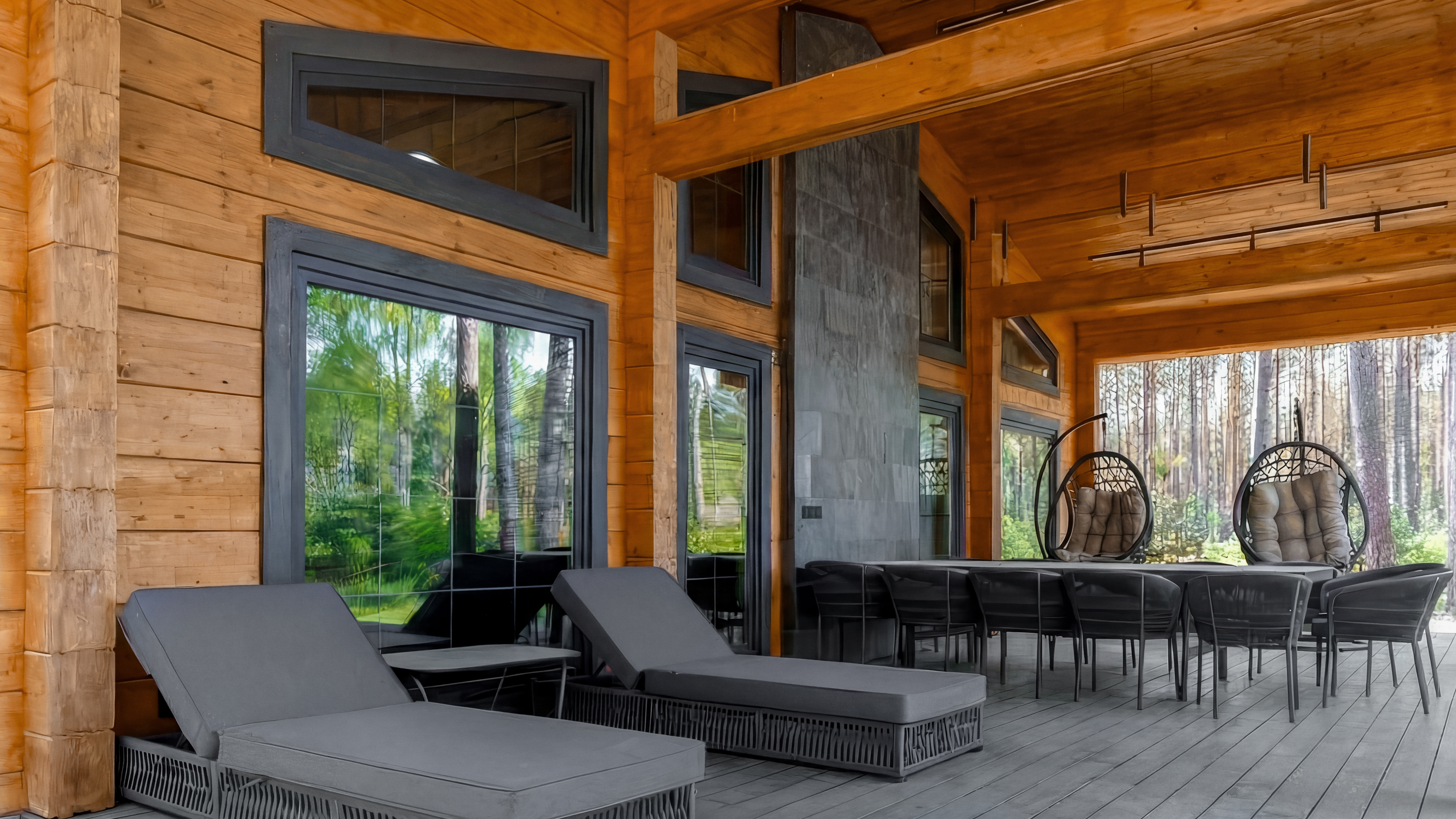 250 квадратов в сосновом бору: двухэтажный дом из бруса