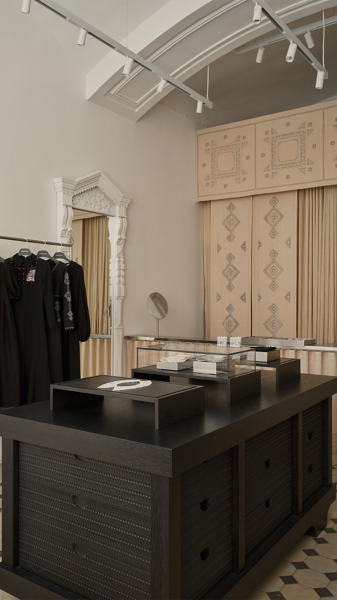 Шоурум брендов "Крестецкая строчка" и Alexandra Georgieva