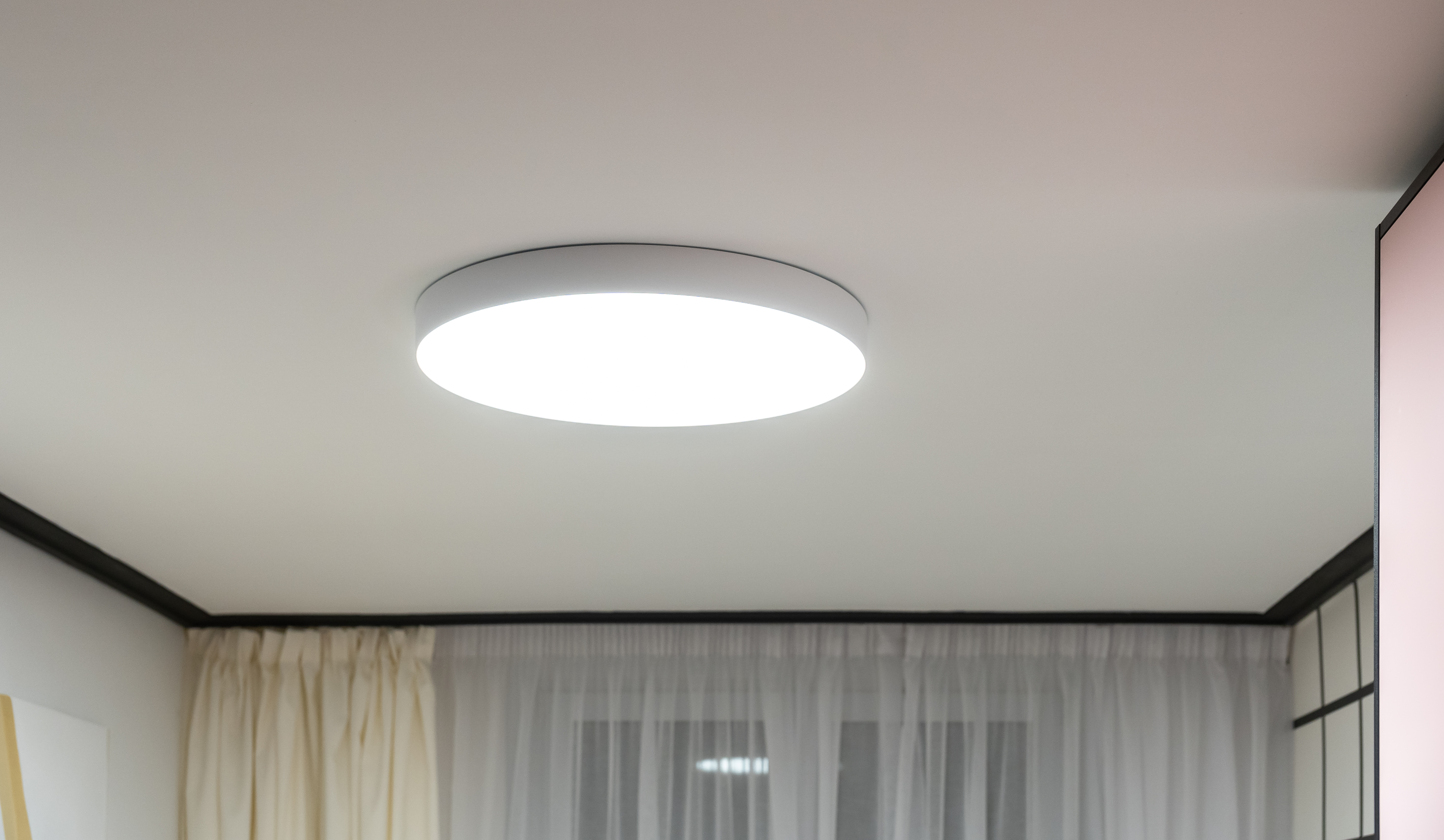 Гостиная в трехкомнатной квартире