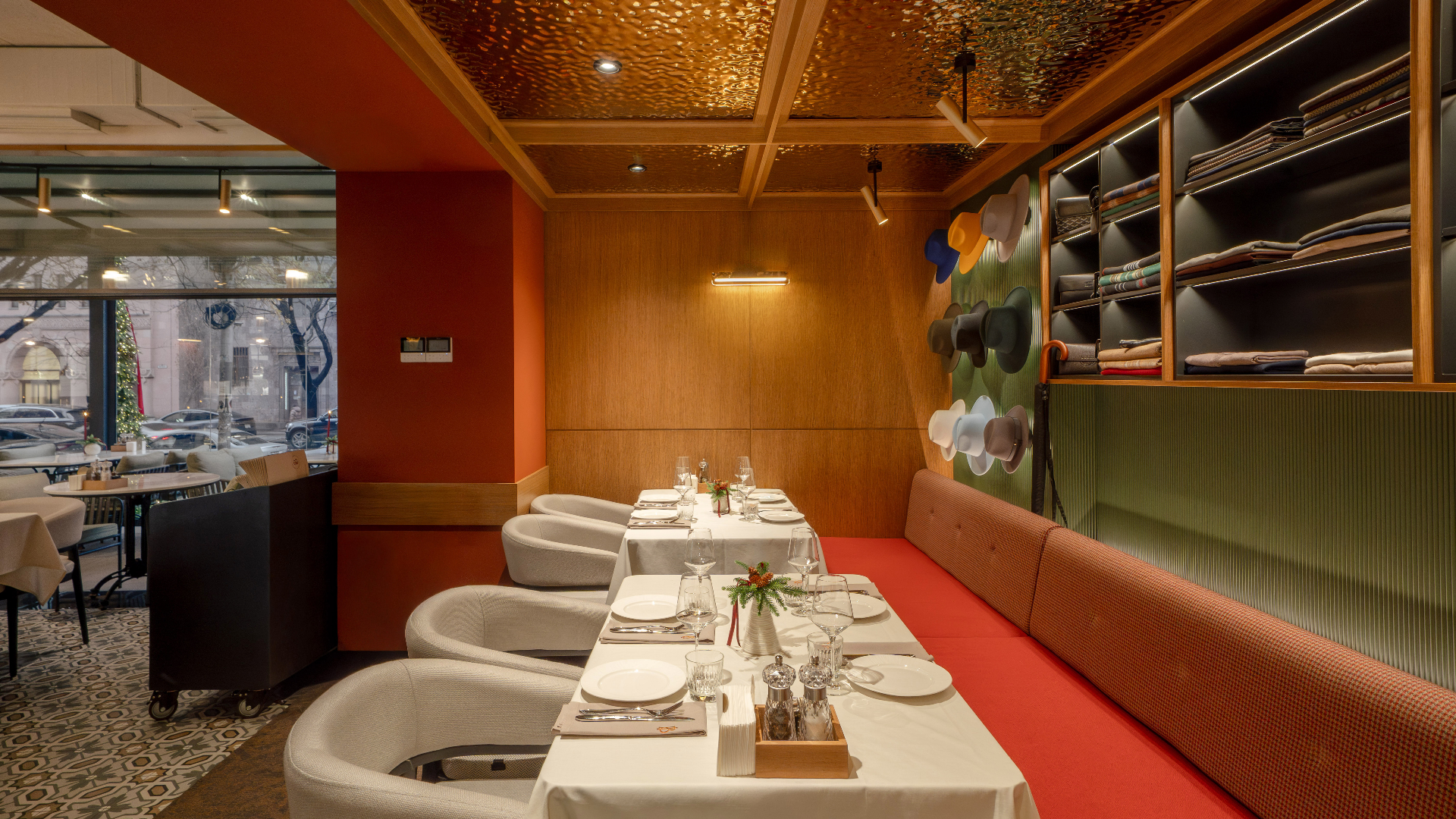 Bold Italic: ресторан итальянской кухни и мужского стиля