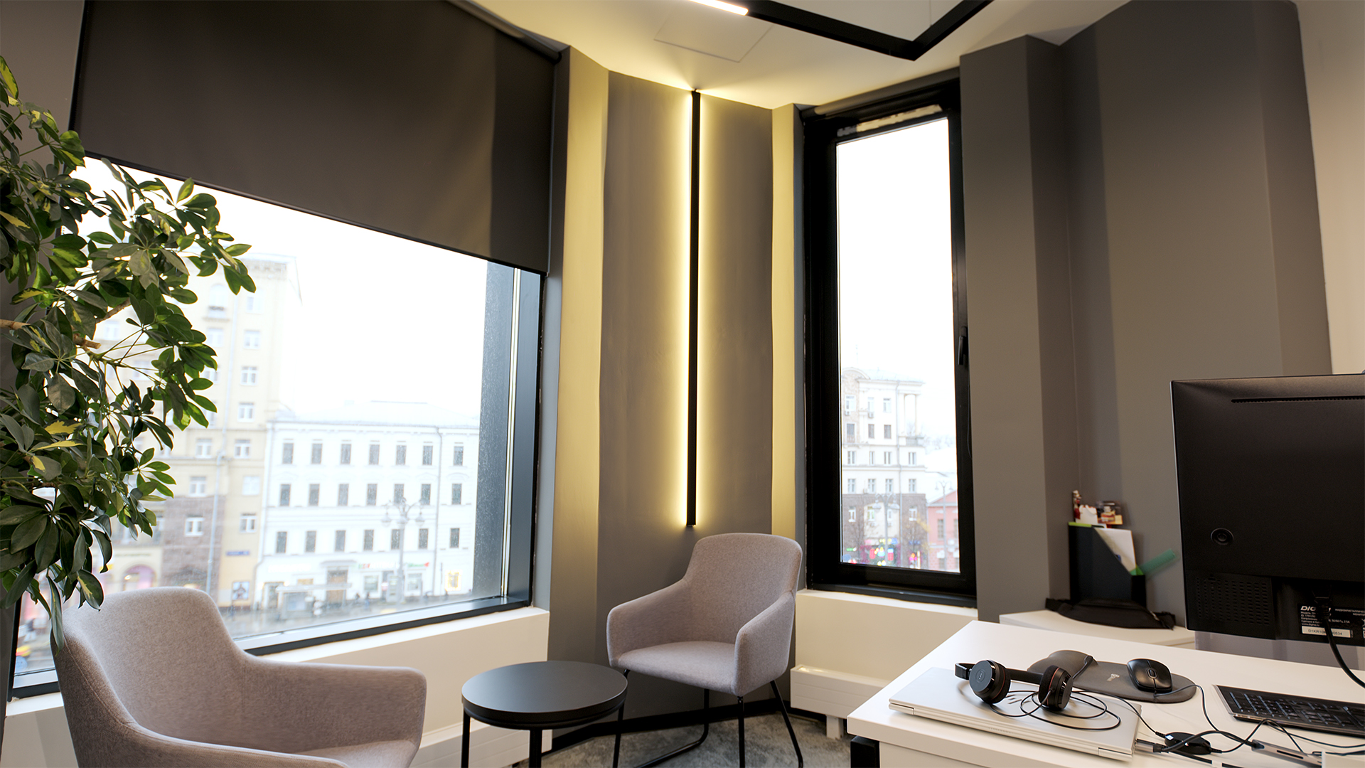 Светлая трансформация офиса в историческом здании