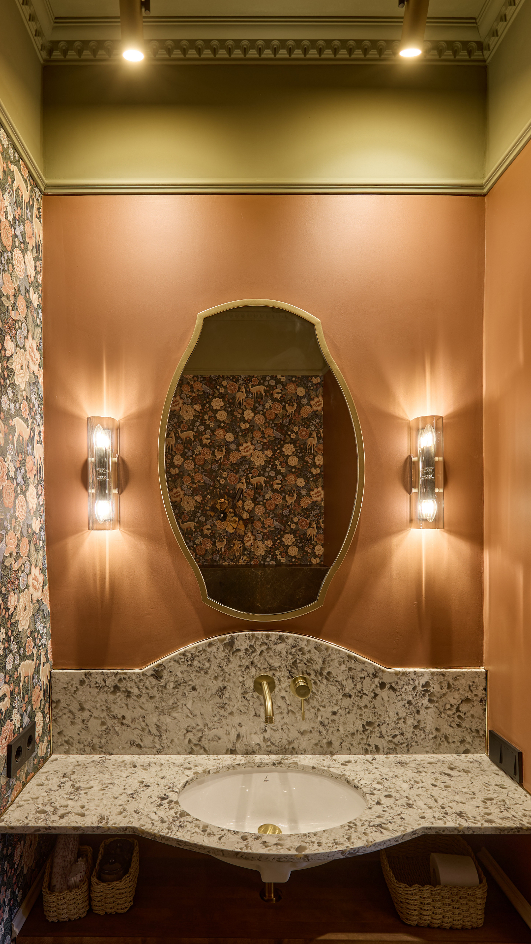 Ресторан «Бона»: современное освещение в историческом центре Беларуси