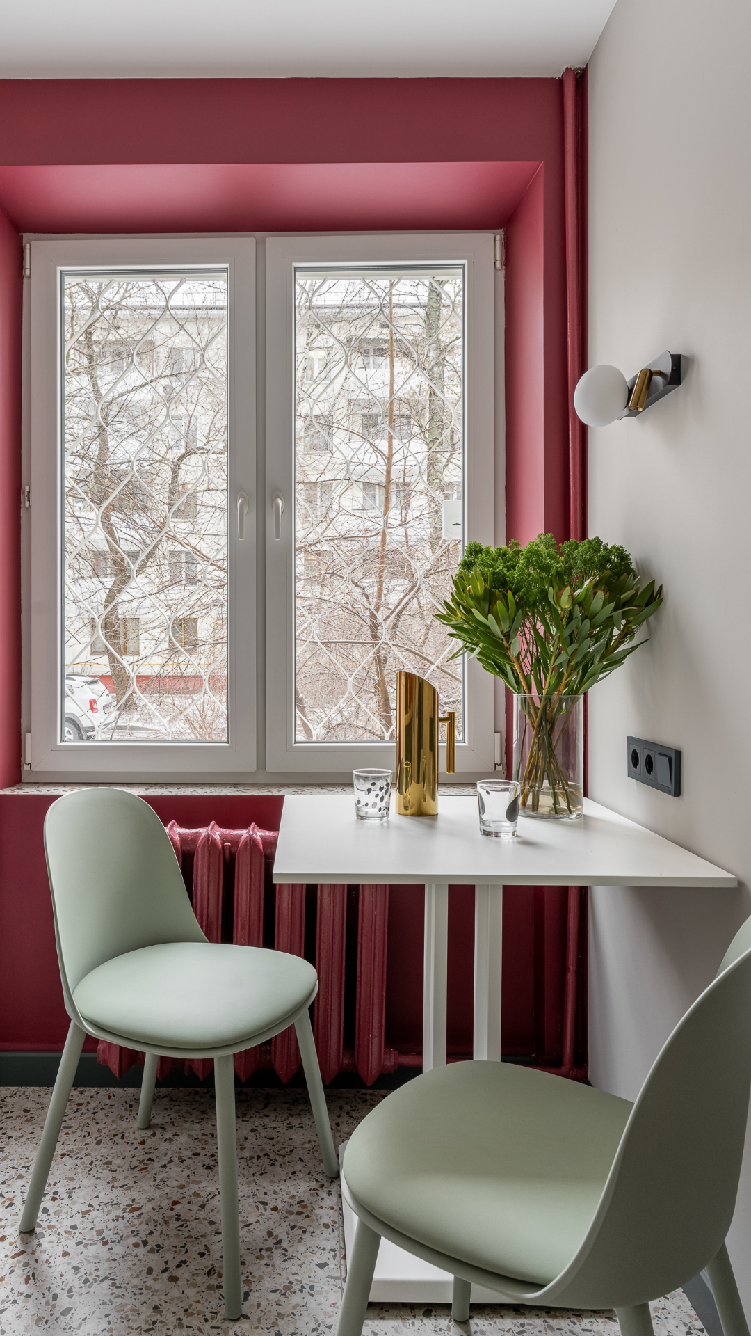 Гибкий свет Maytoni для посуточной аренды в Москве