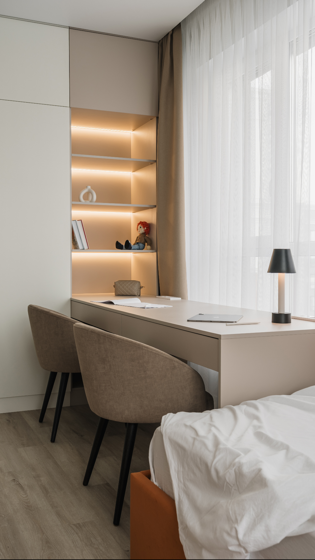 Современный интерьер, где свет заботится о каждом