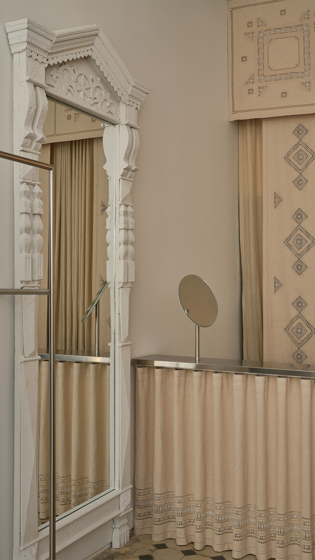 Шоурум брендов "Крестецкая строчка" и Alexandra Georgieva