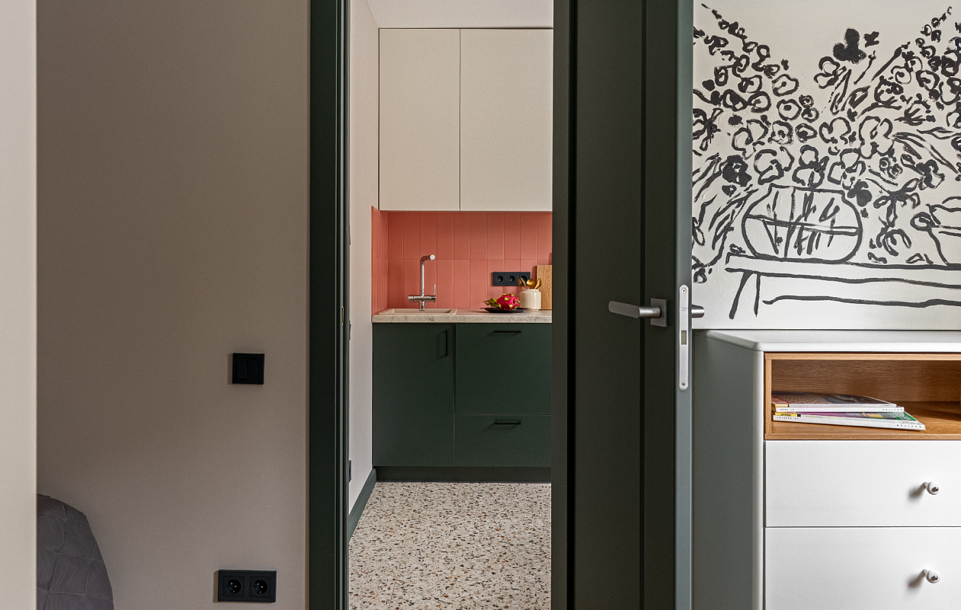 Гибкий свет Maytoni для посуточной аренды в Москве