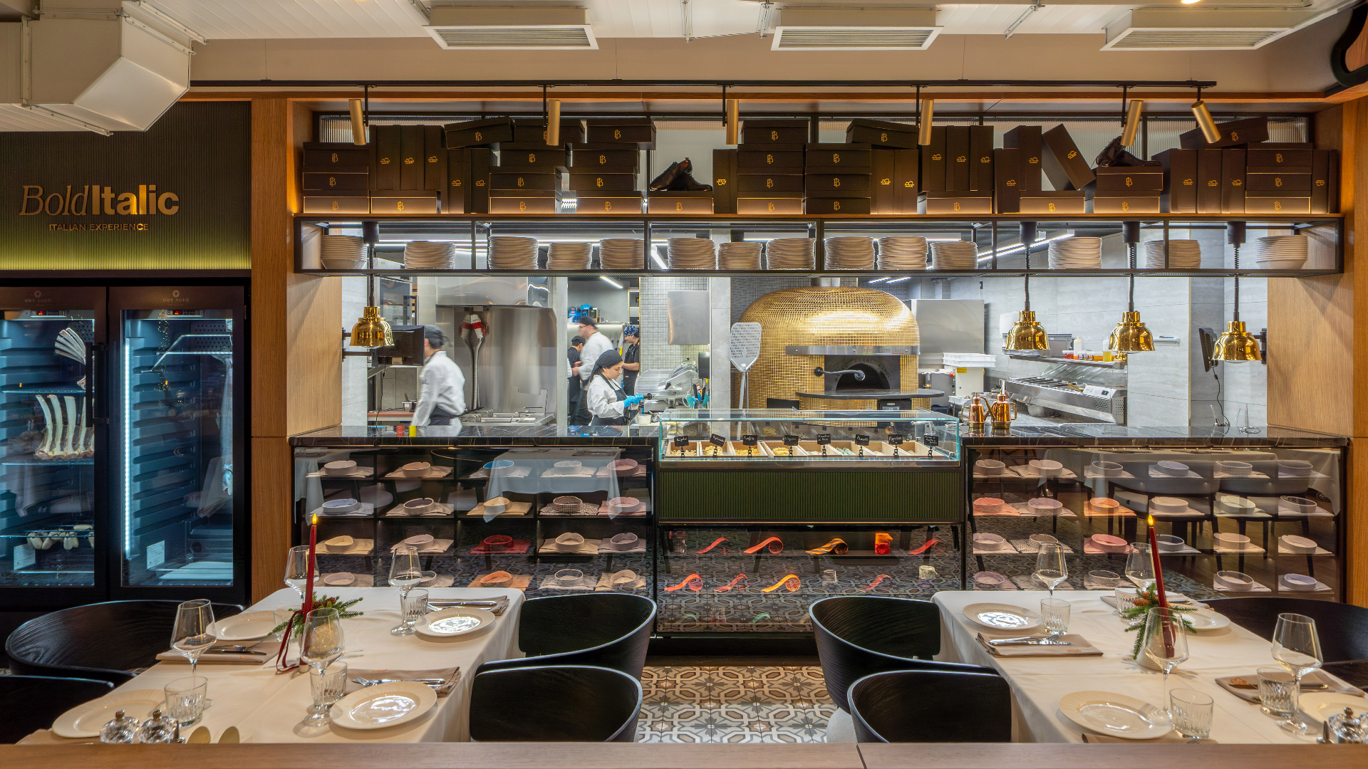 Bold Italic: ресторан итальянской кухни и мужского стиля