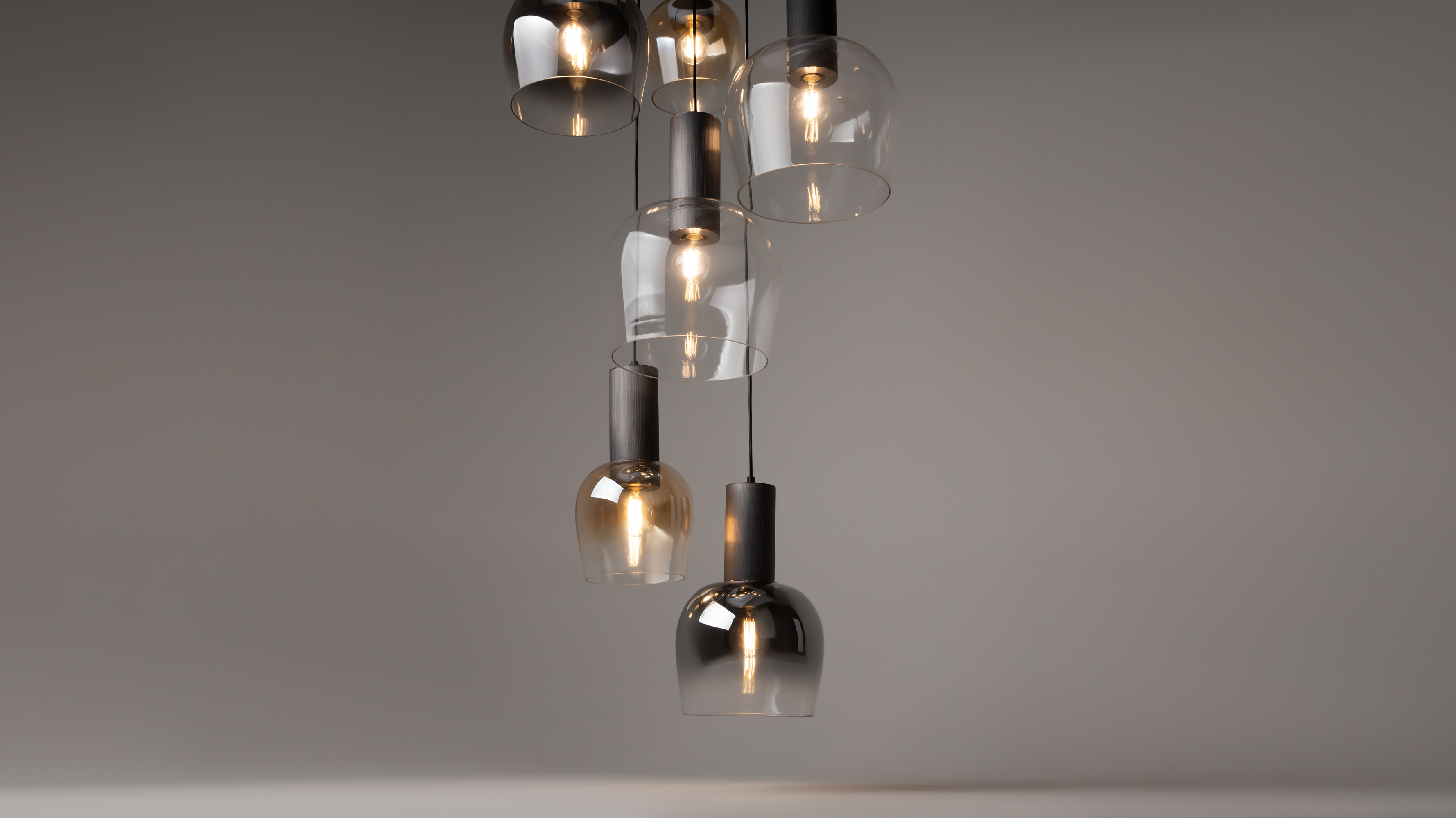 Сочетание разных плафонов в одной композиции