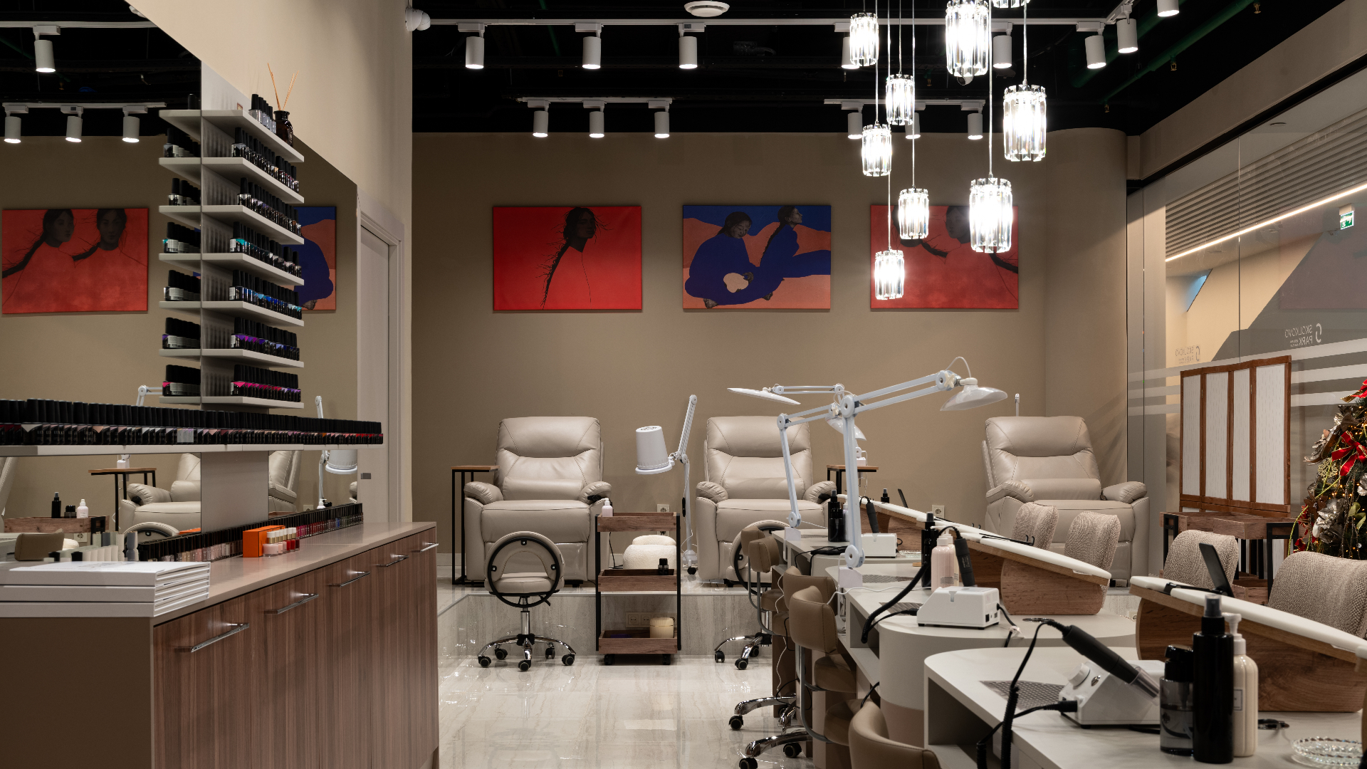 Салон красоты «Москвичка» — утонченная современность в БЦ «Сколково Парк»