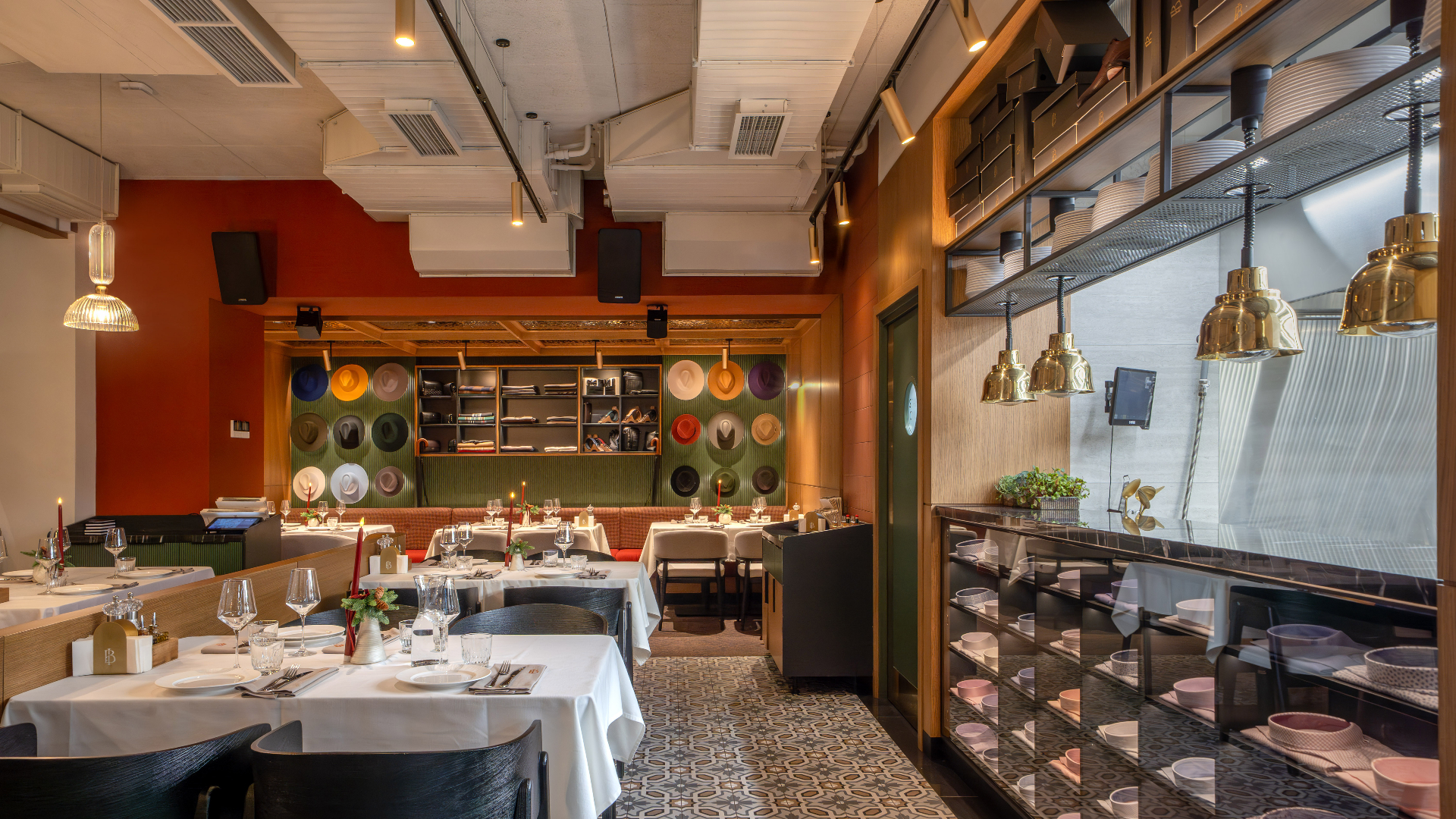 Bold Italic: ресторан итальянской кухни и мужского стиля