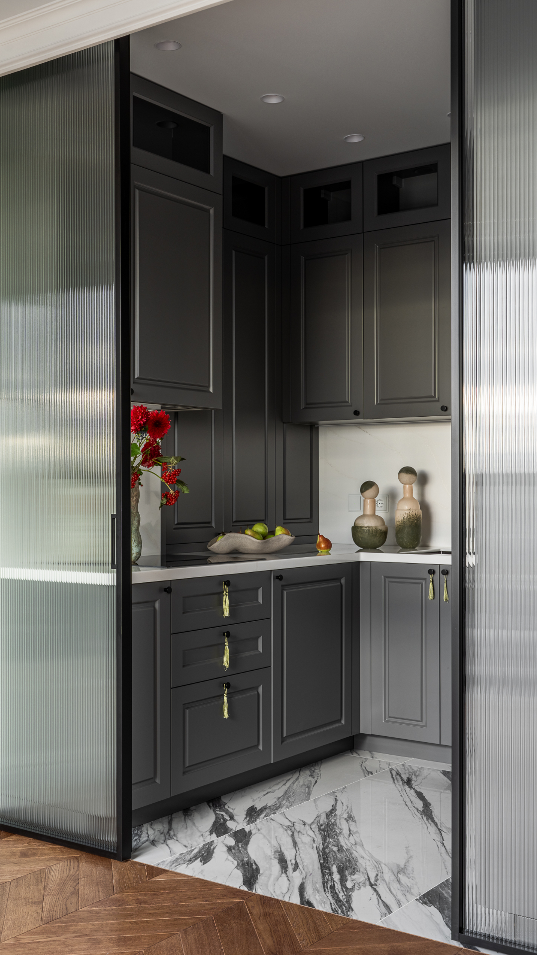 Верхний аккорд: пентхаус в ритме джаза