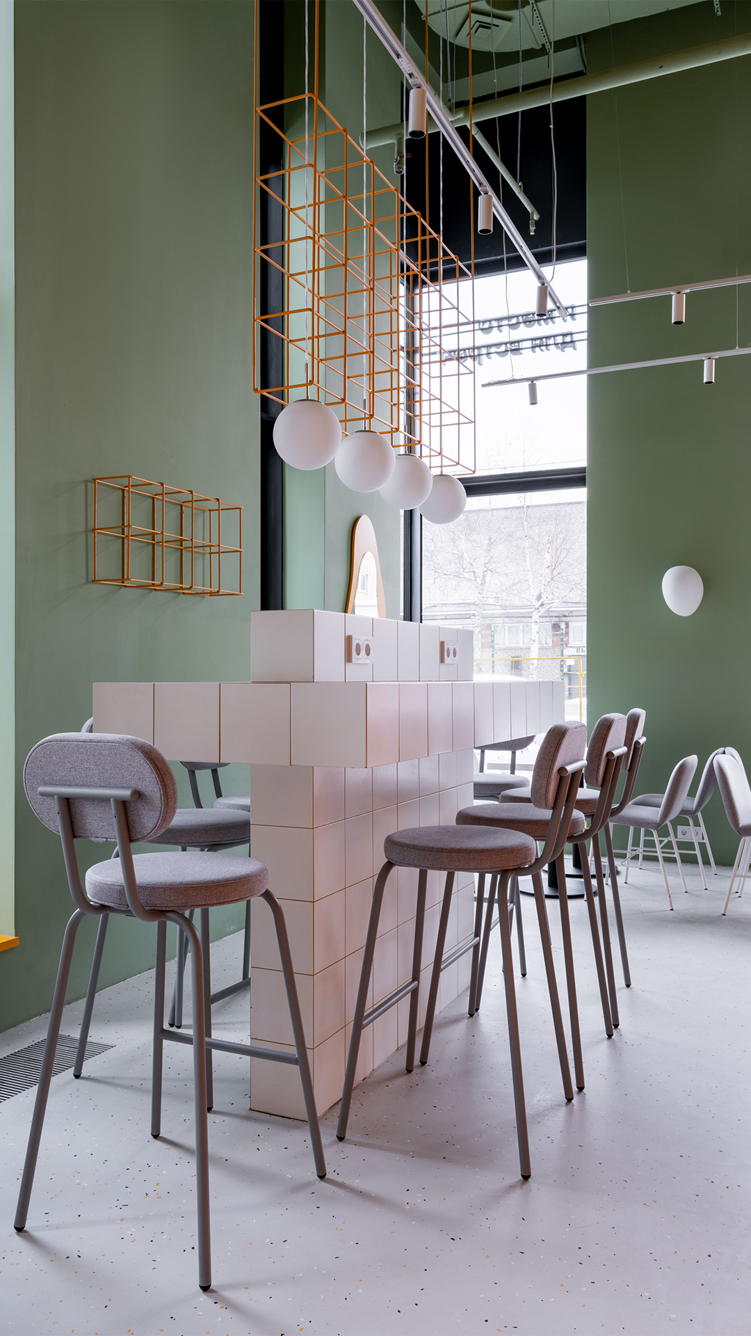 Промышленные джунгли: новое дыхание кофейни Hello Papaya Filicity в Москве