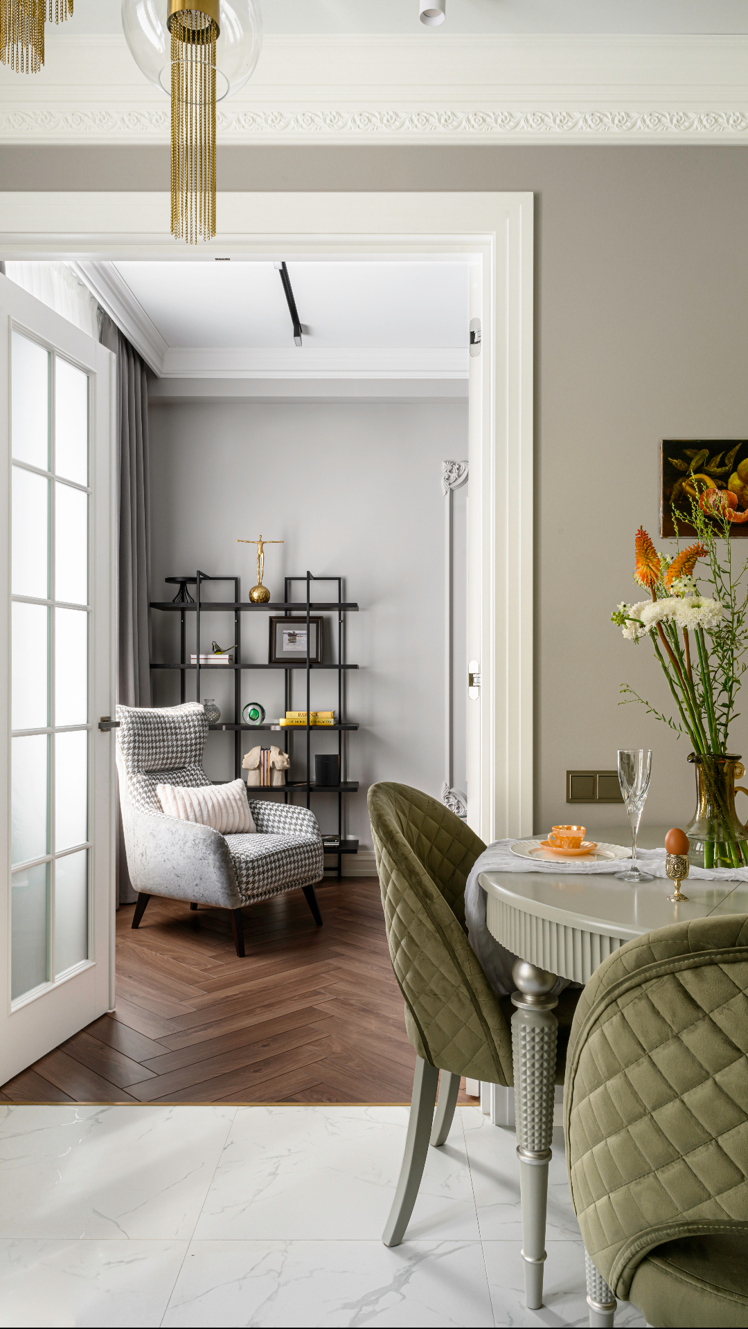 Возрождение классики: интерьер в сталинском доме в Туапсе