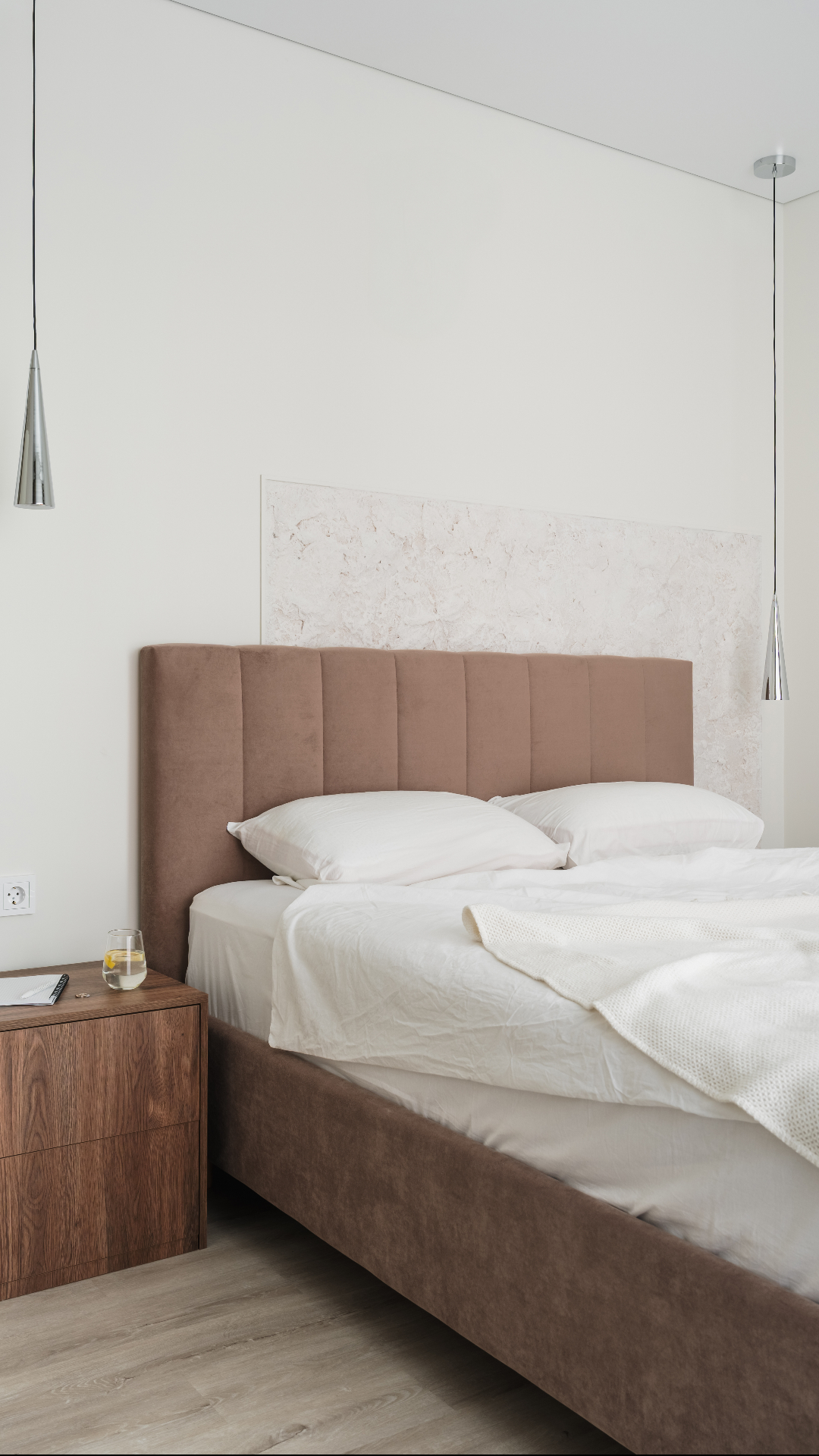 Современный интерьер, где свет заботится о каждом