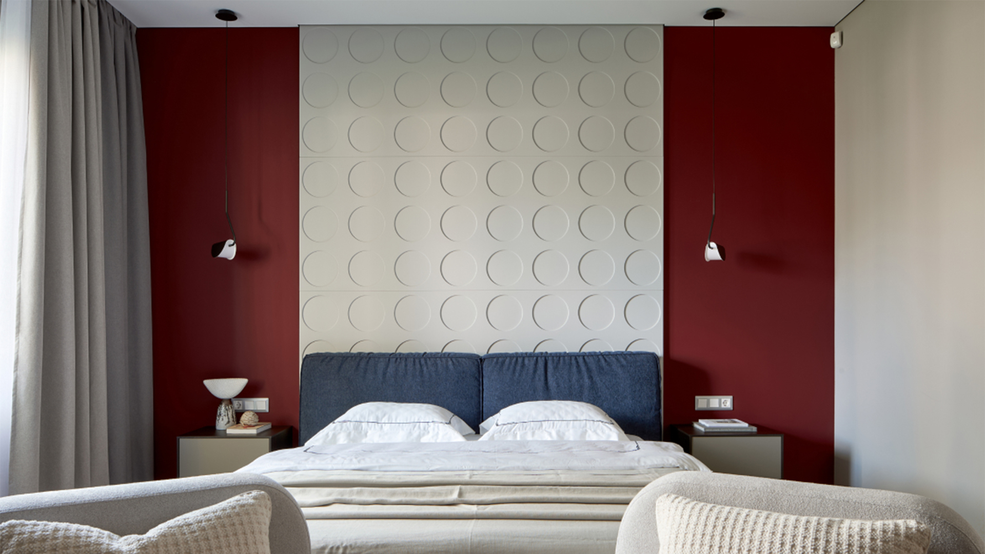 Дом-экспонат: 200 метров современной архитектуры за один год