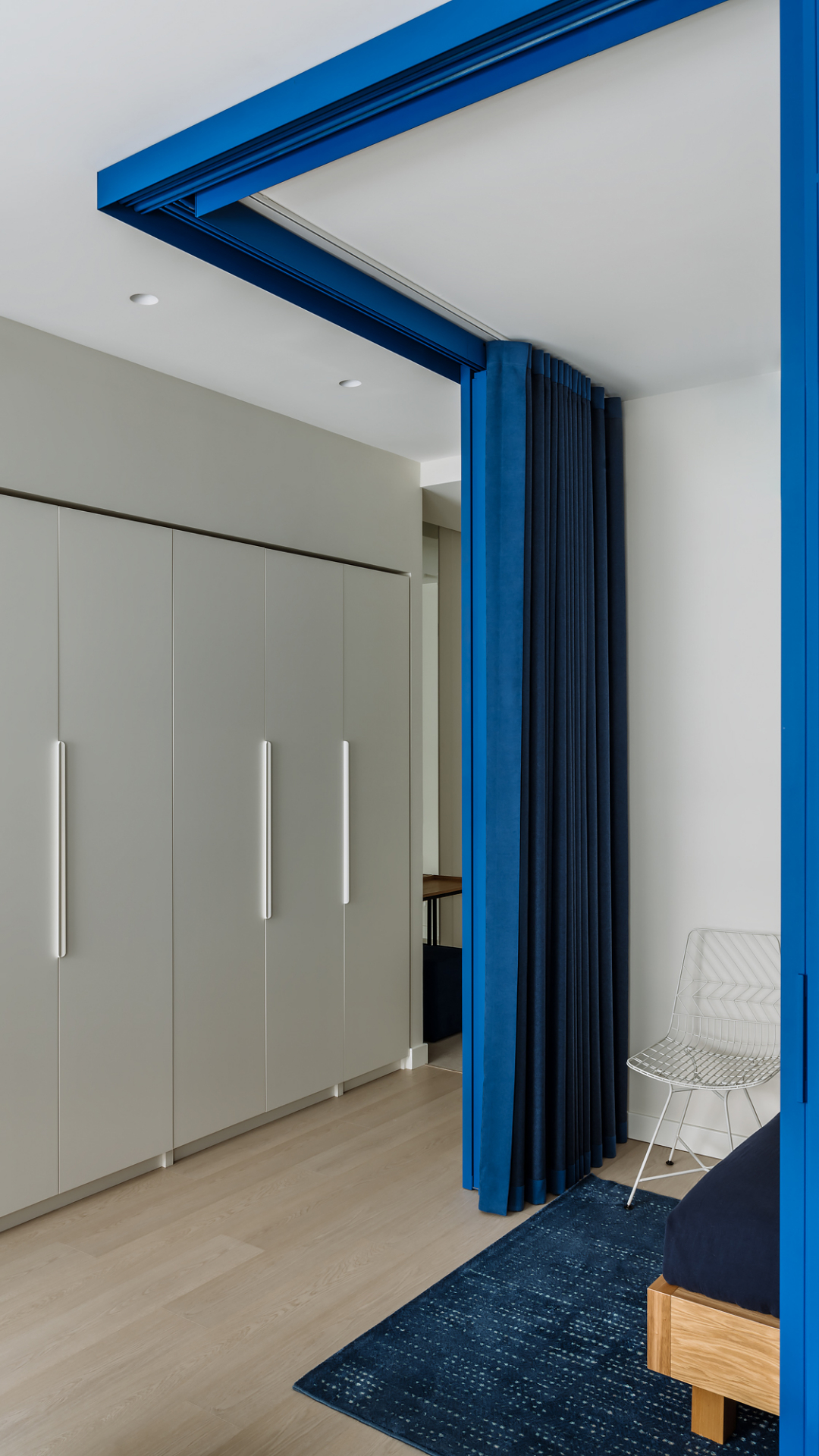 «Резиденция Архитекторов: ткацкий след в минимализме»