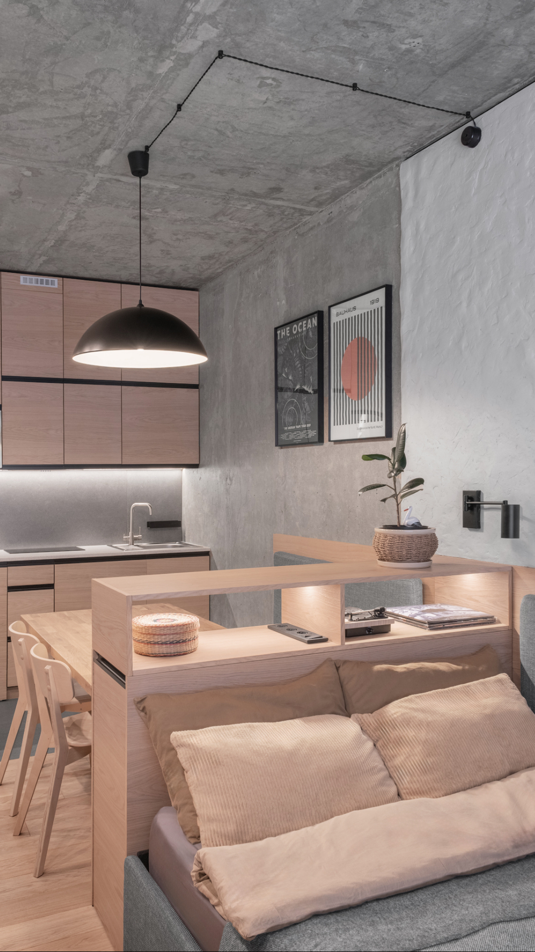 Урбан-студия для архитектора: 29 м² чистого вдохновения