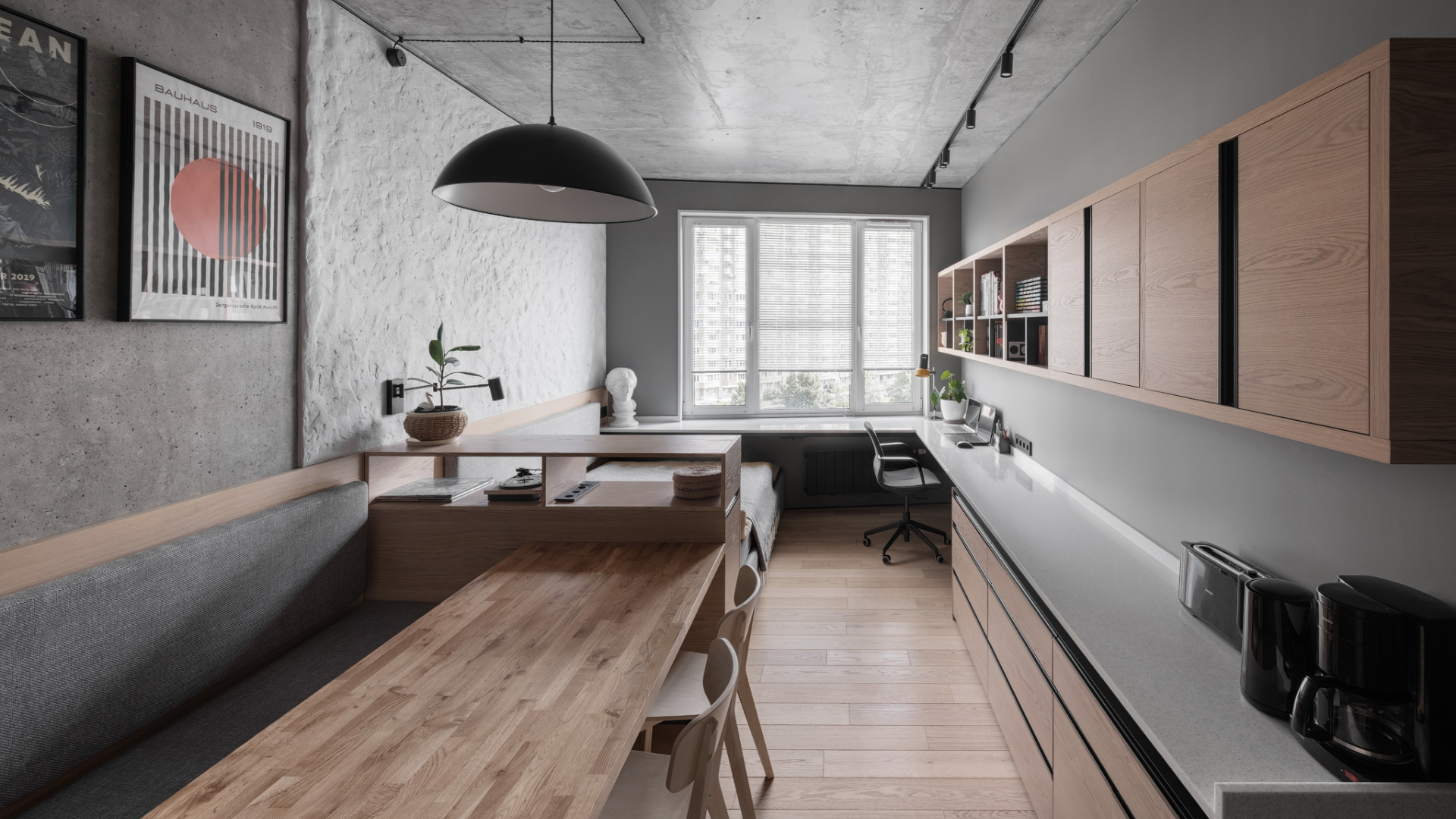 Урбан-студия для архитектора: 29 м² чистого вдохновения