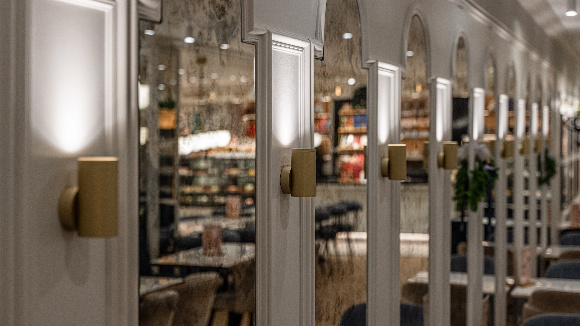 Кондитерская «Север» на Невском, 44