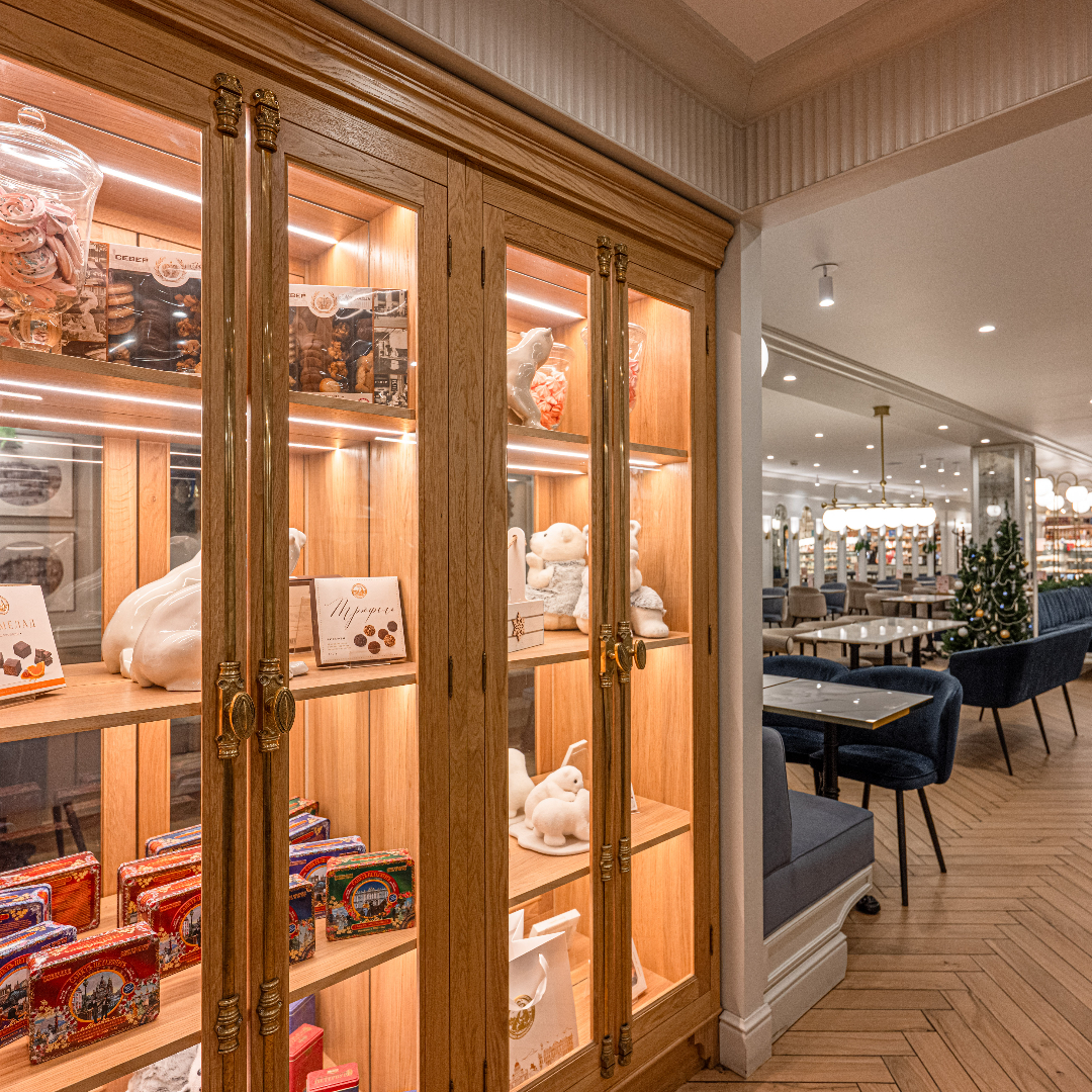 Кондитерская «Север» на Невском, 44