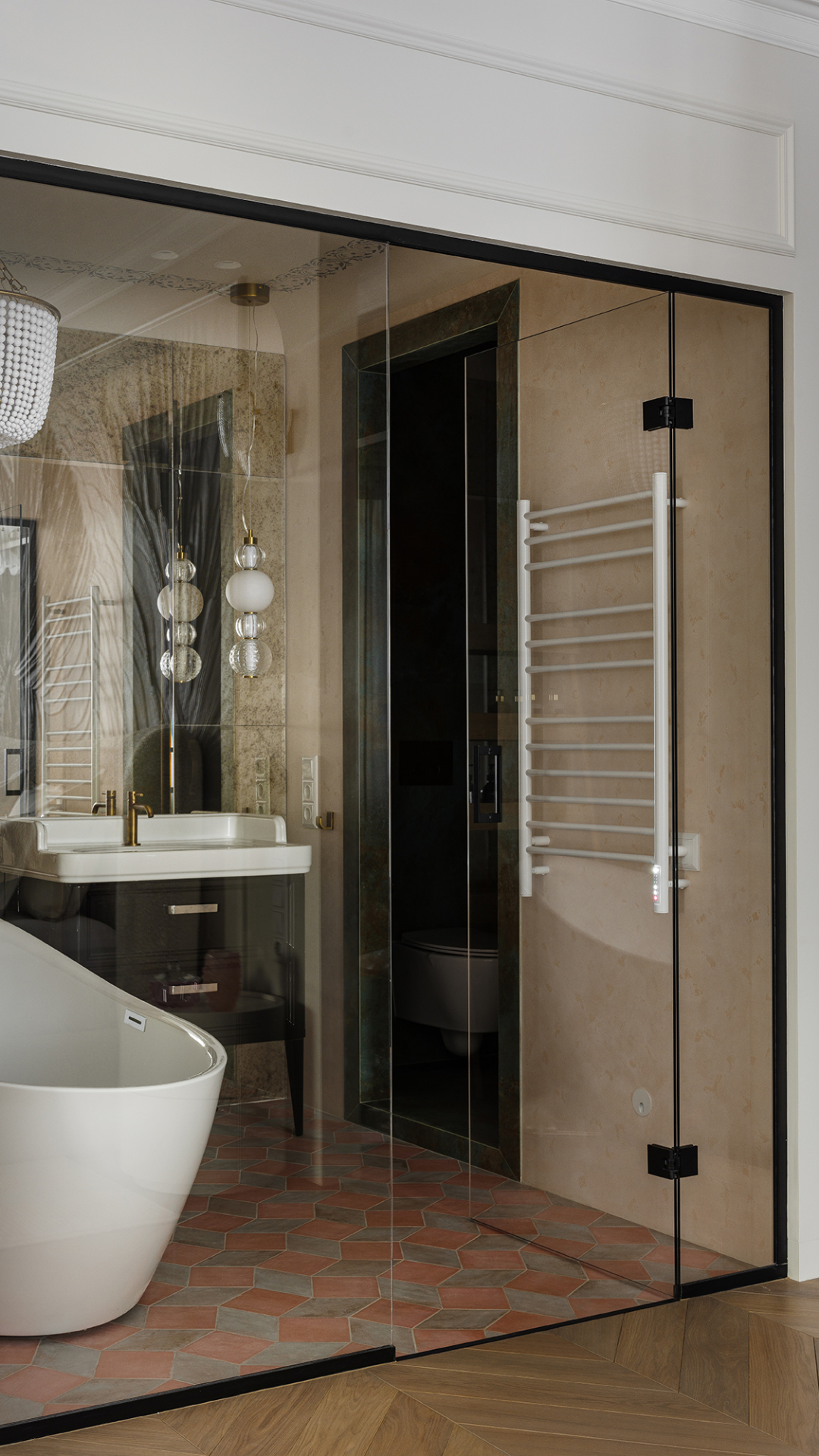 Современная квартира с видом на Москву-реку для яркой девушки