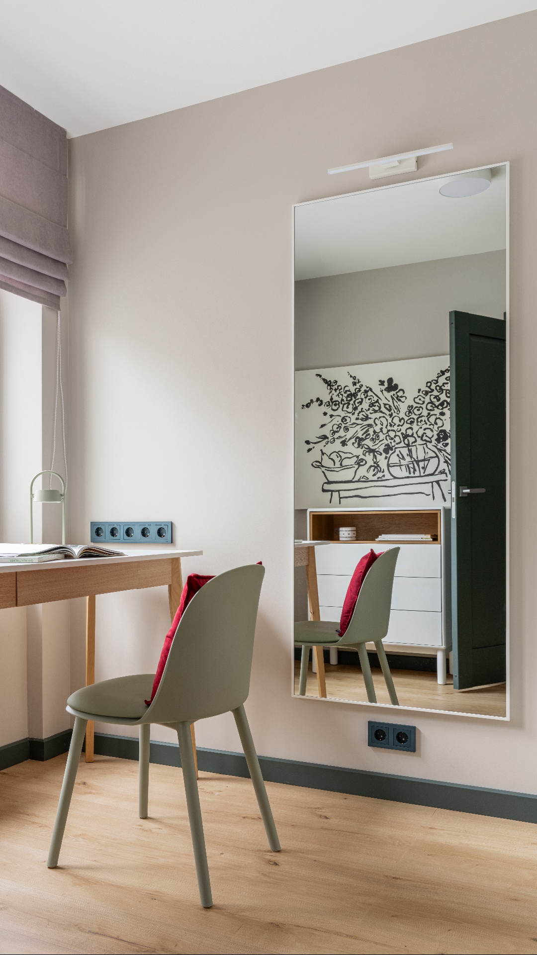 Гибкий свет Maytoni для посуточной аренды в Москве