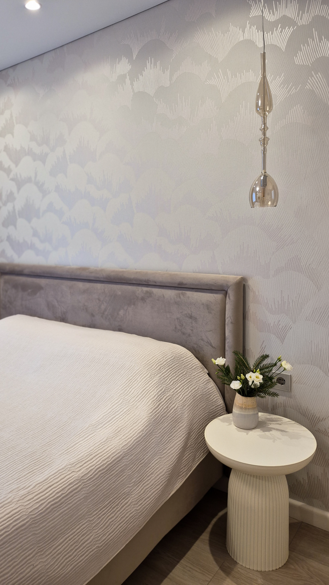 Нежный капучино в городской квартире