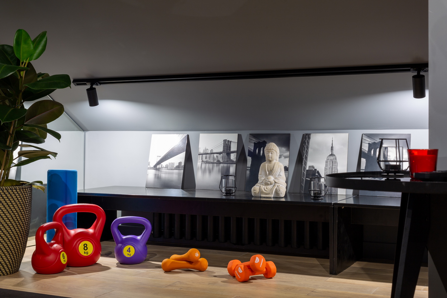 Проект " Универсальная мансарда с фитнес-уголком " дизайнера Юлианы Никулиной