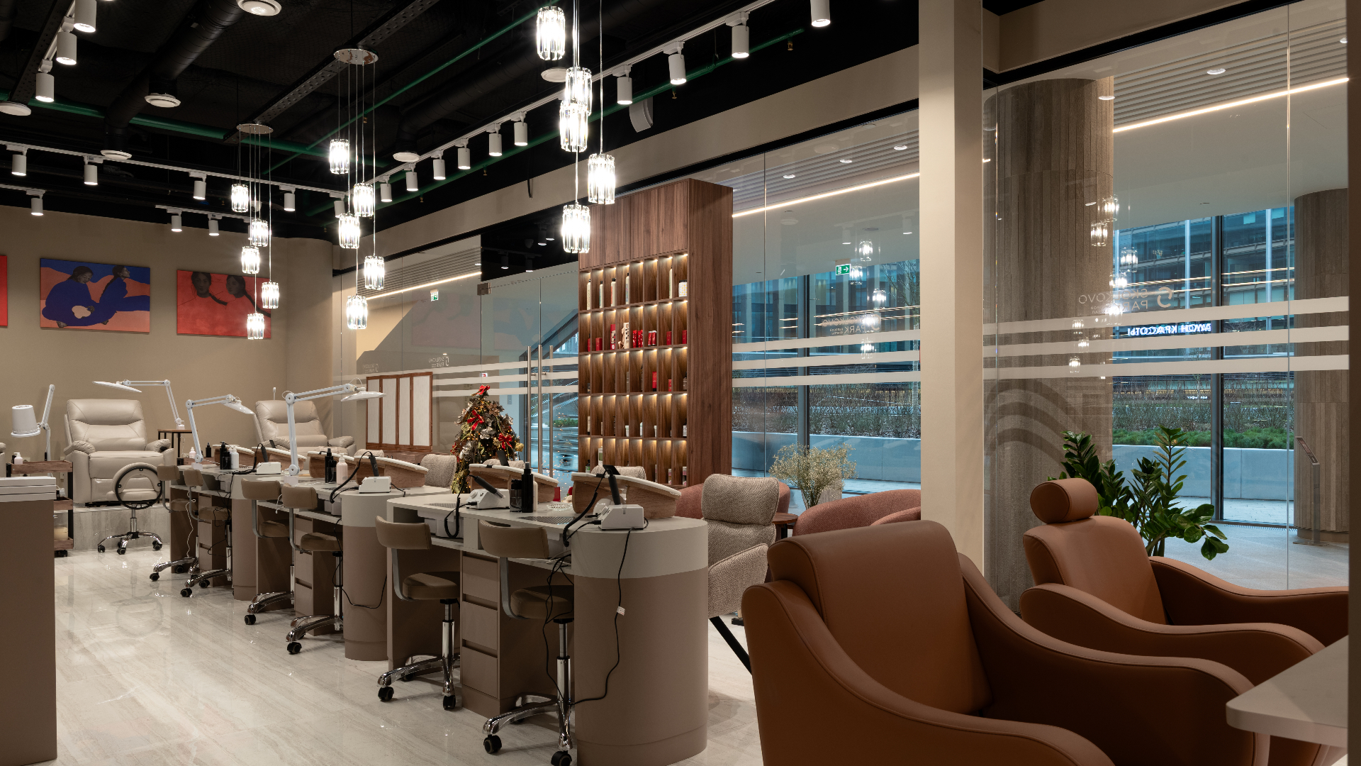 Салон красоты «Москвичка» — утонченная современность в БЦ «Сколково Парк»