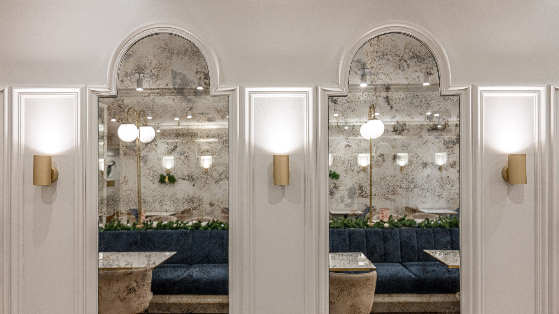 Кондитерская «Север» на Невском, 44