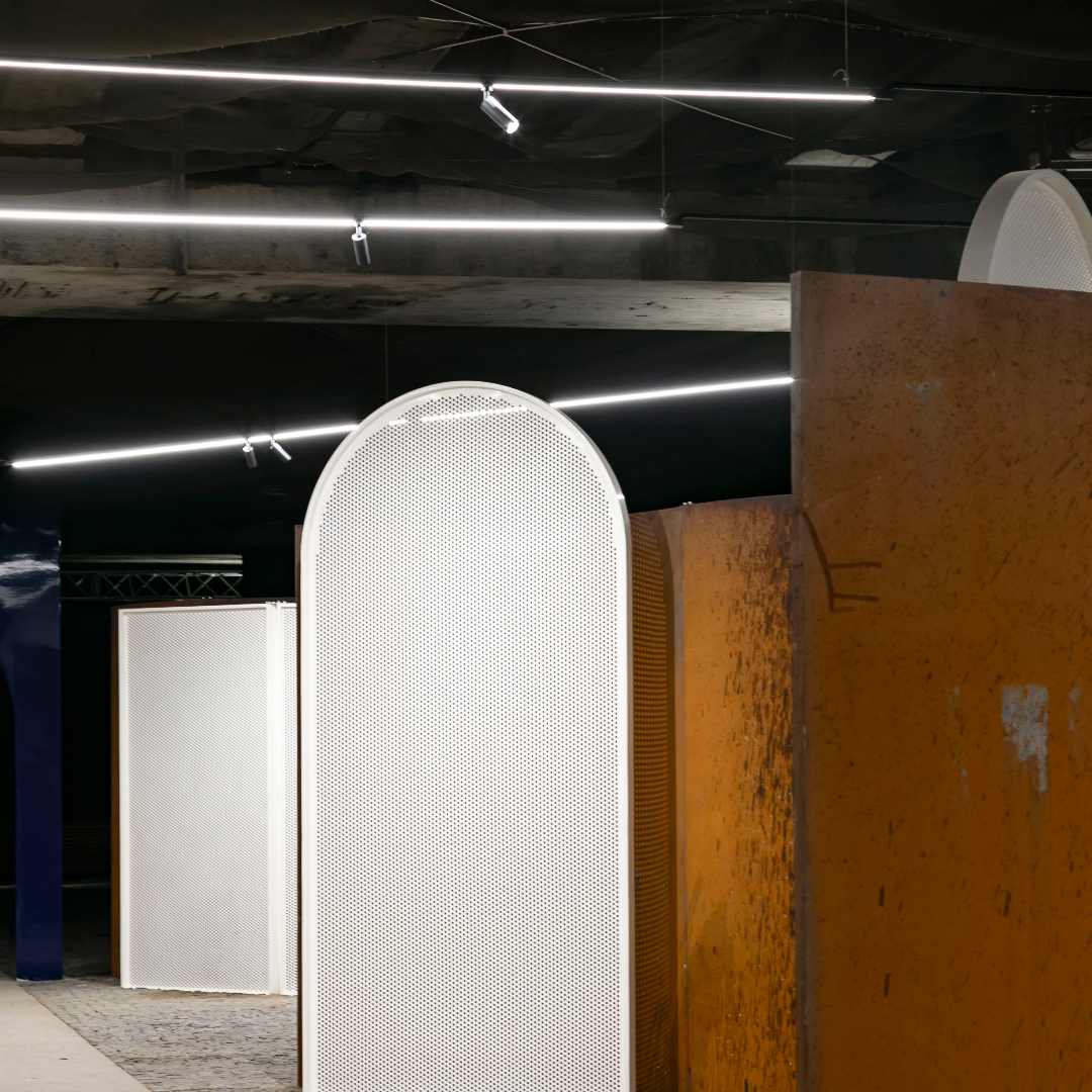 Остров Канта: освещенное небо над головой