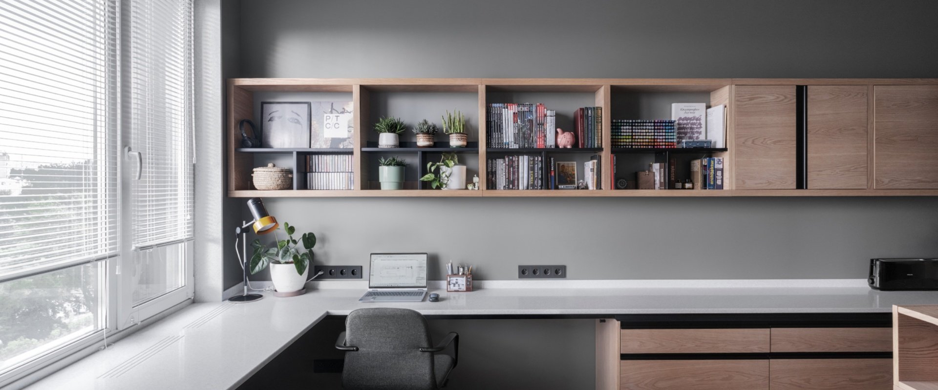 Урбан-студия для архитектора: 29 м² чистого вдохновения