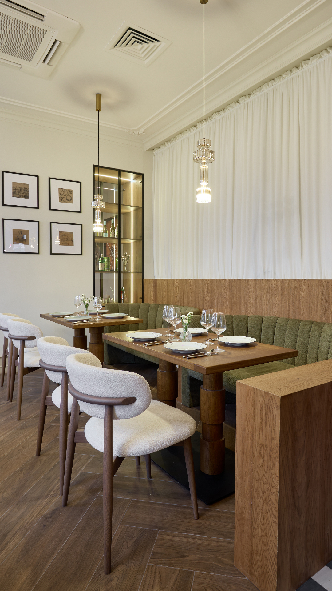 Ресторан «Бона»: современное освещение в историческом центре Беларуси