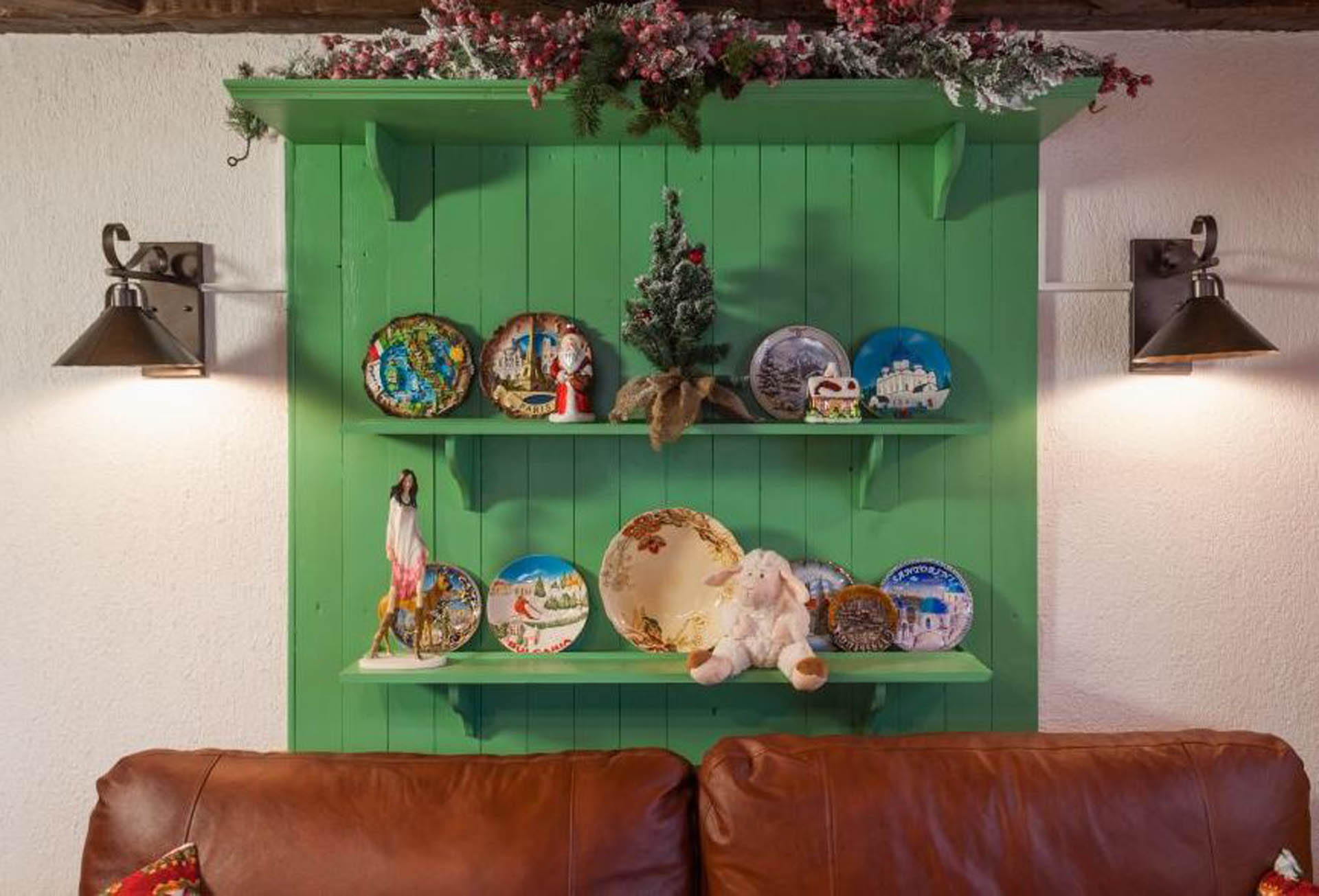 Студия в деревенском стиле