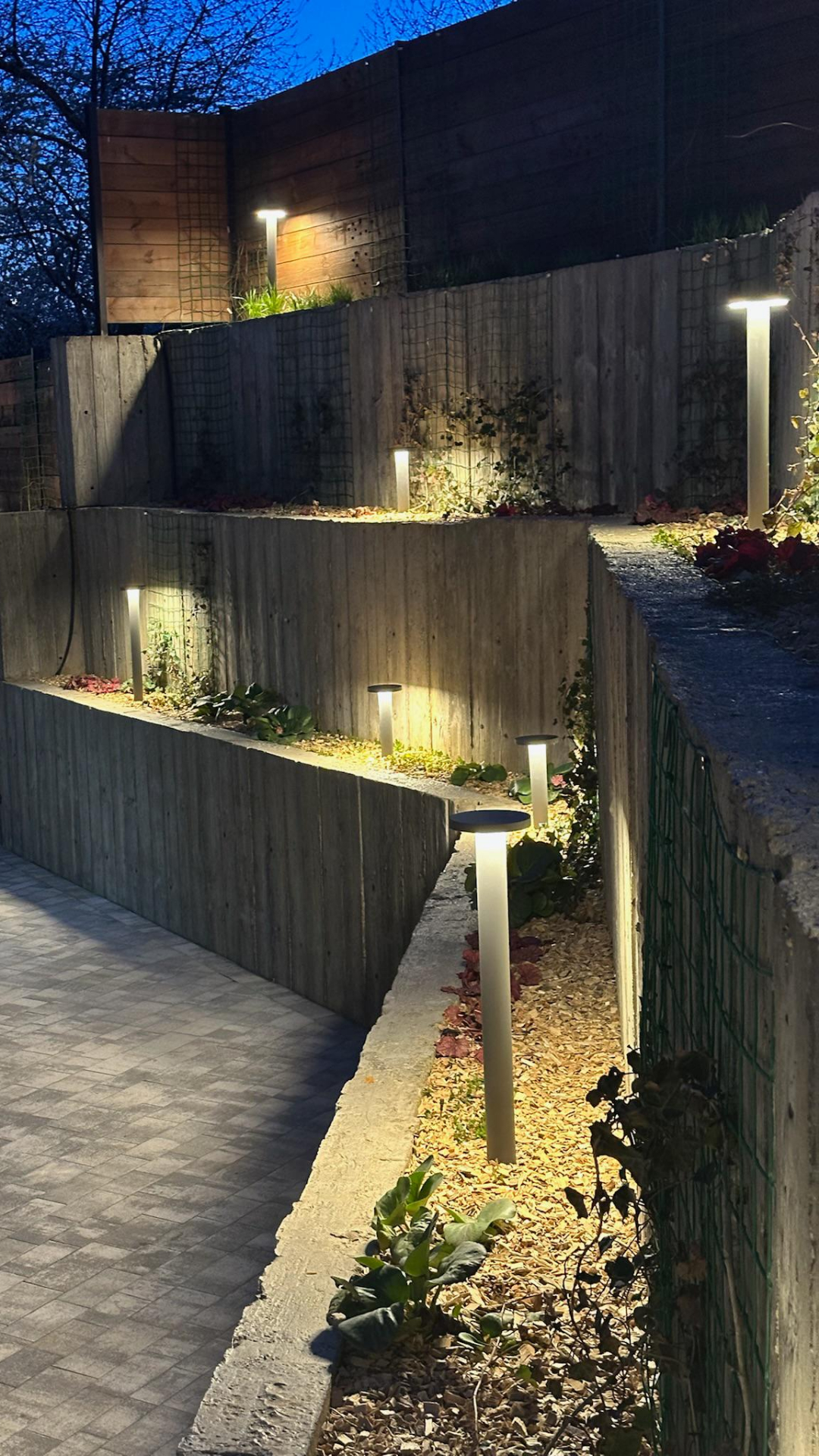 Свет сквозь века: диалог готики и минимализма в The Cult