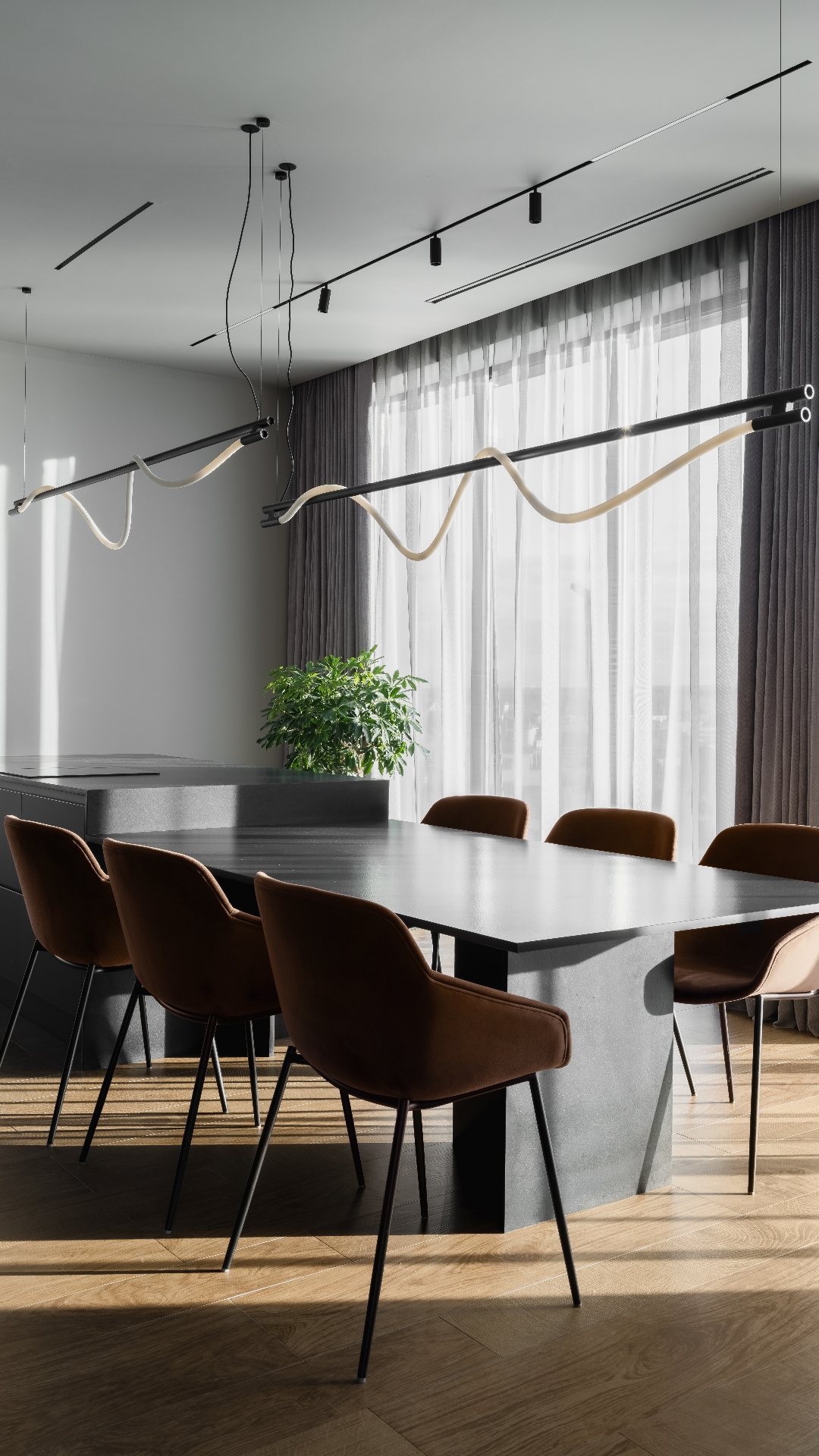 Свет и камень: современный загородный интерьер