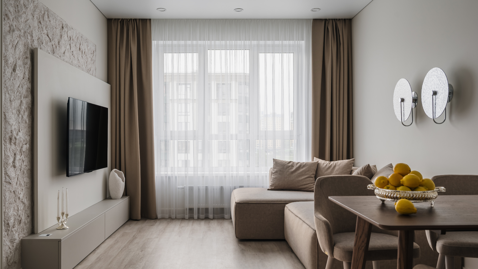 Современный интерьер, где свет заботится о каждом