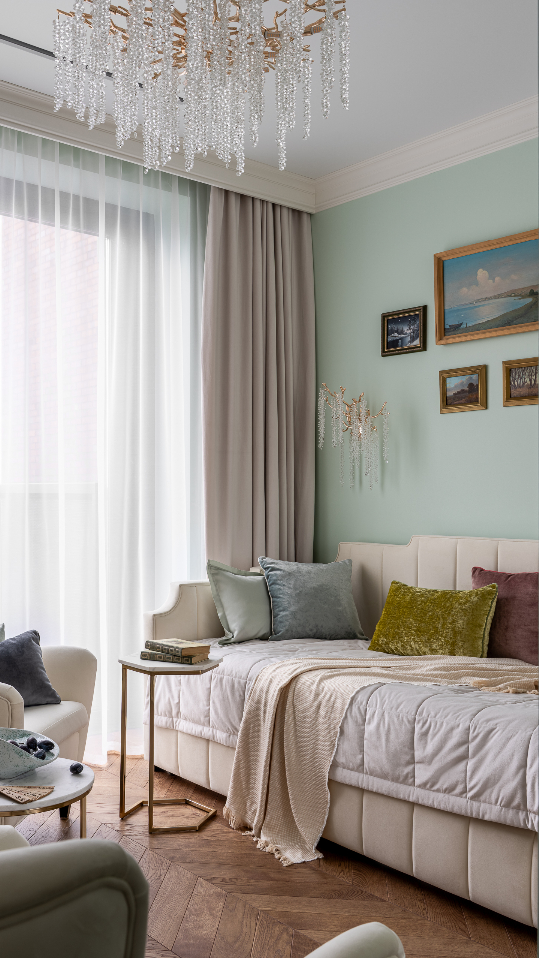 Верхний аккорд: пентхаус в ритме джаза